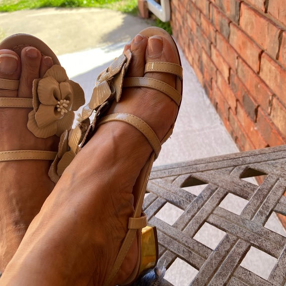 Kate Spade  New York Sandals size 6 - Picture 7 of 7